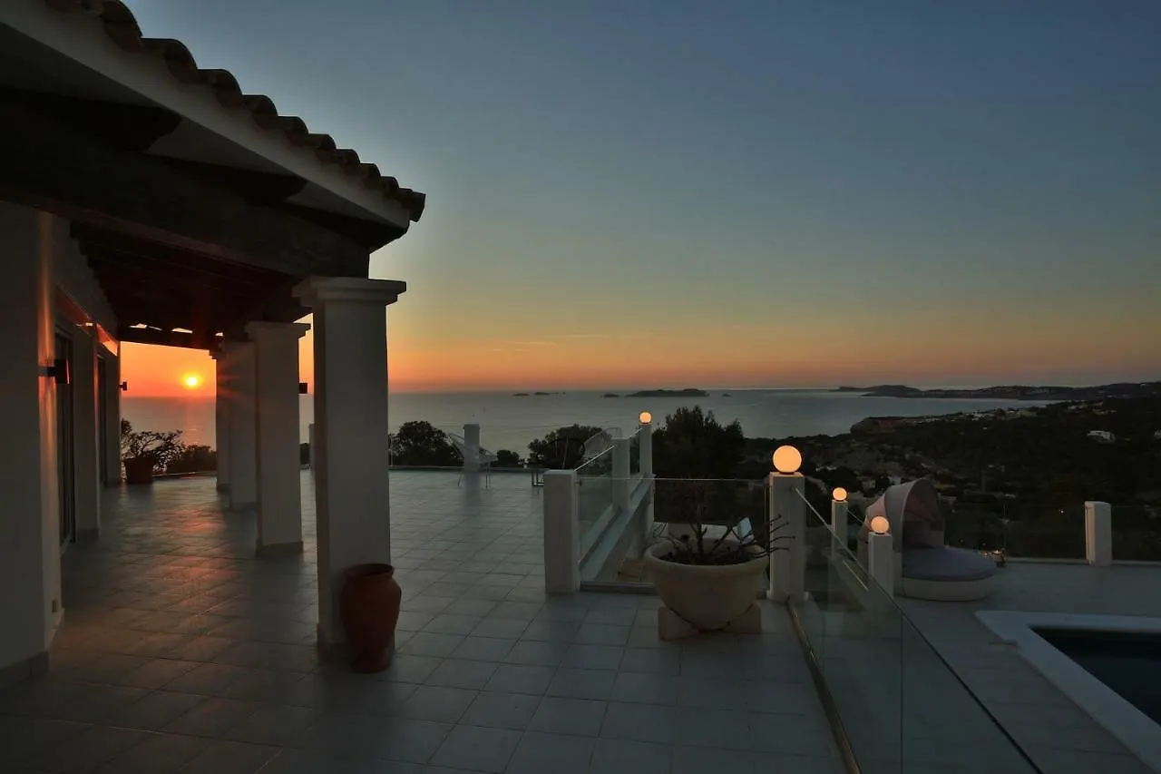 C'An Petra, Carrer Club Robinson Villa Sant Josep de sa Talaia