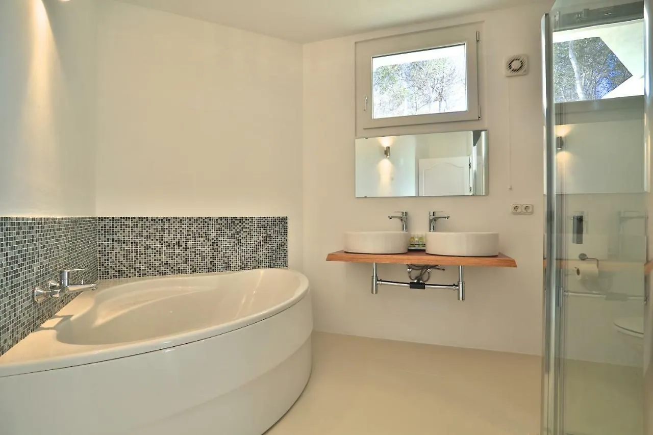 C'An Petra, Carrer Club Robinson Villa Sant Josep de sa Talaia 0*,