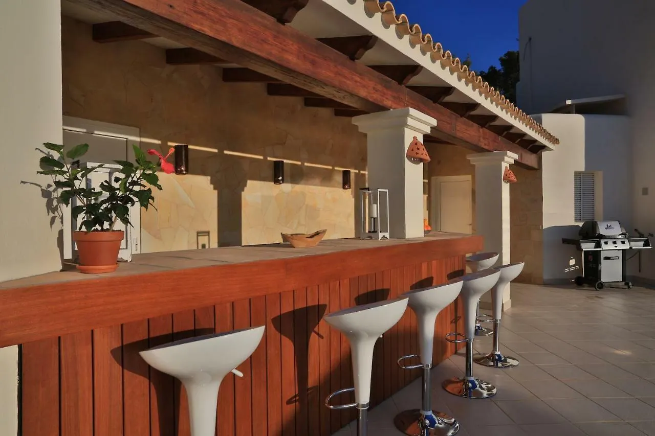 C'An Petra, Carrer Club Robinson Villa Sant Josep de sa Talaia