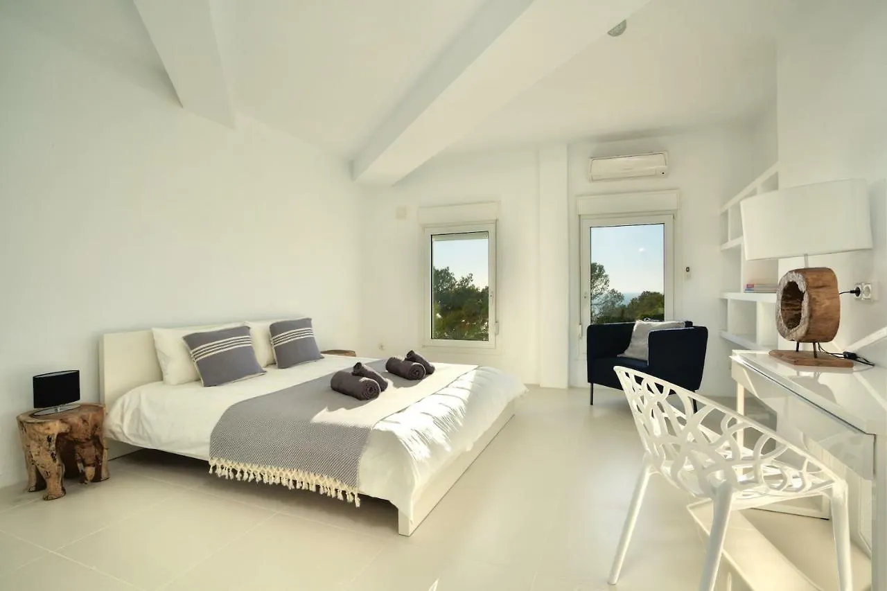 Vila C'An Petra, Carrer Club Robinson San José Španělsko
